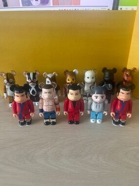 BEARBRICKS ASSORTED 12 ITEMS